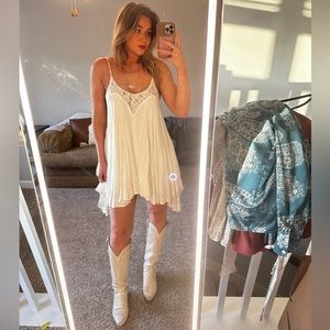 flowy cream lace dress